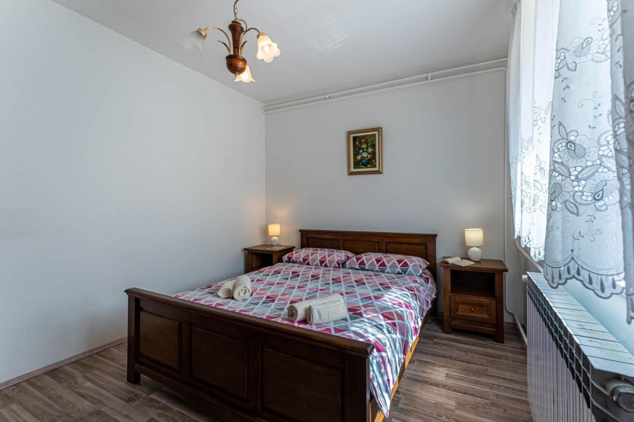 Apartman Ana Pula Exterior foto