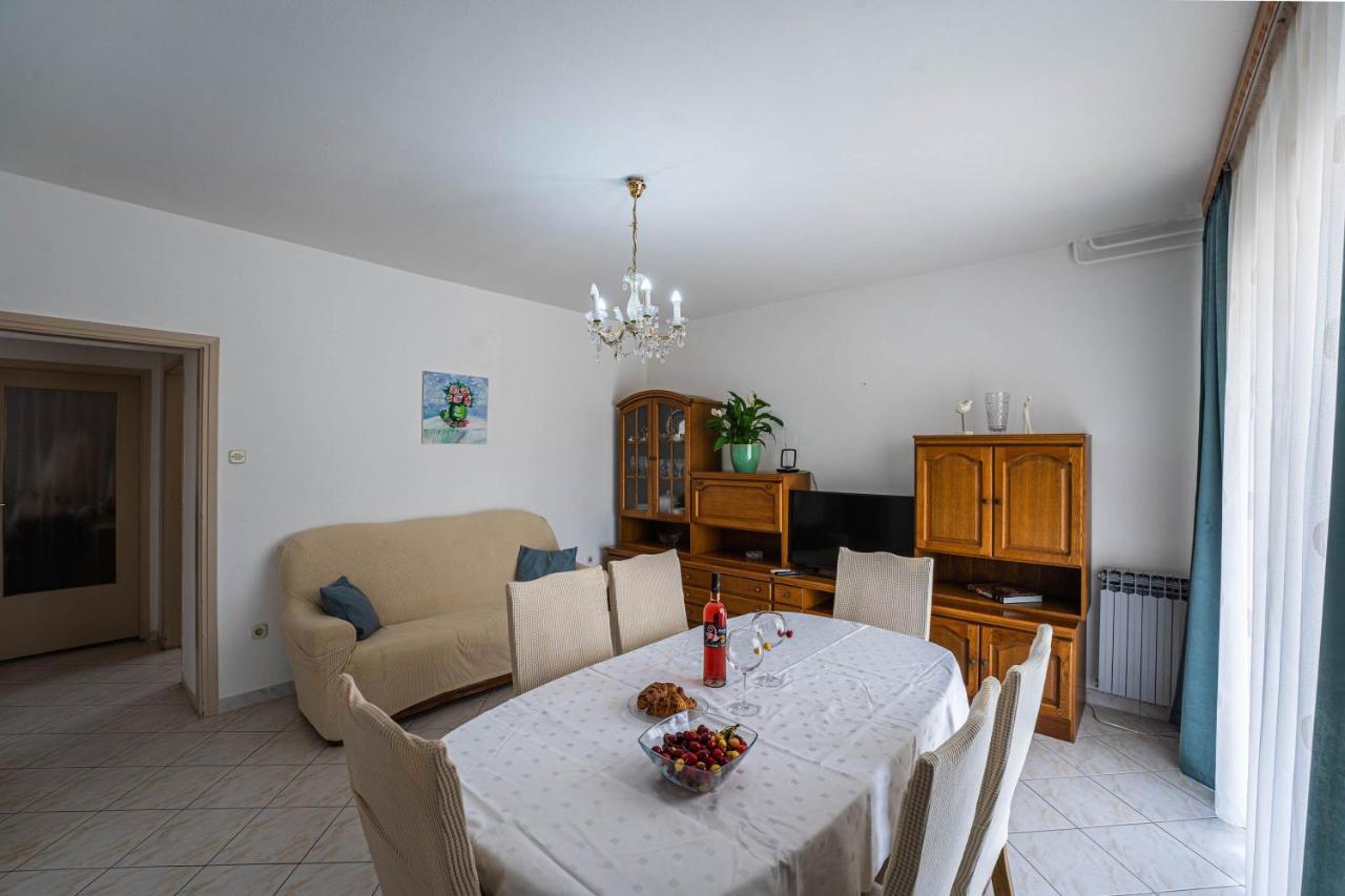 Apartman Ana Pula Exterior foto