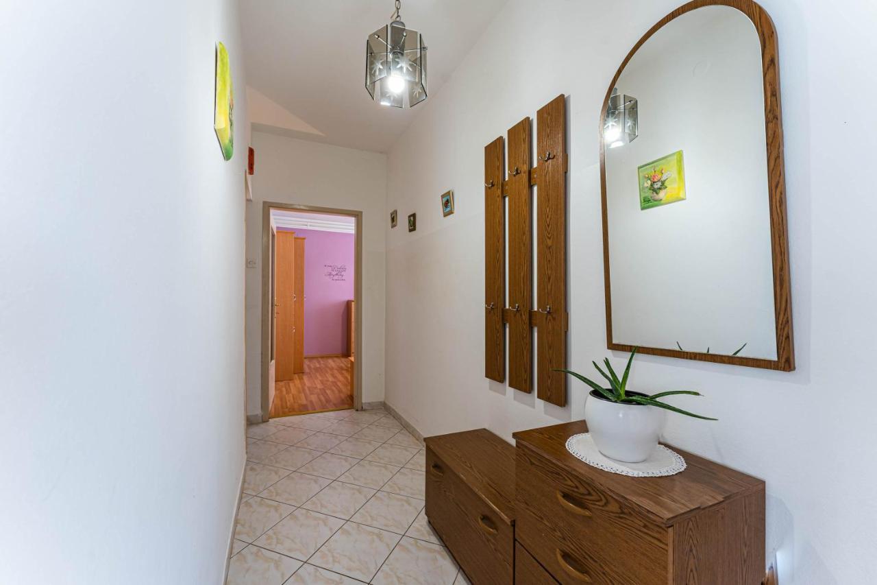 Apartman Ana Pula Exterior foto